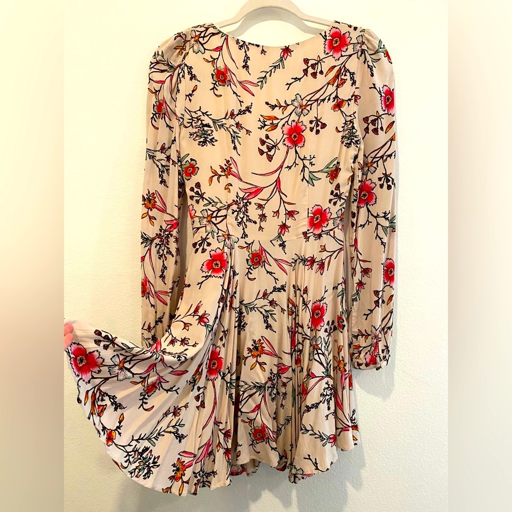 Urban Outfitters Floral Dress - Picture 3 of 7